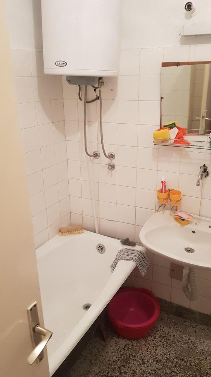 Baston Rent Apartment Подгорица Екстериор снимка