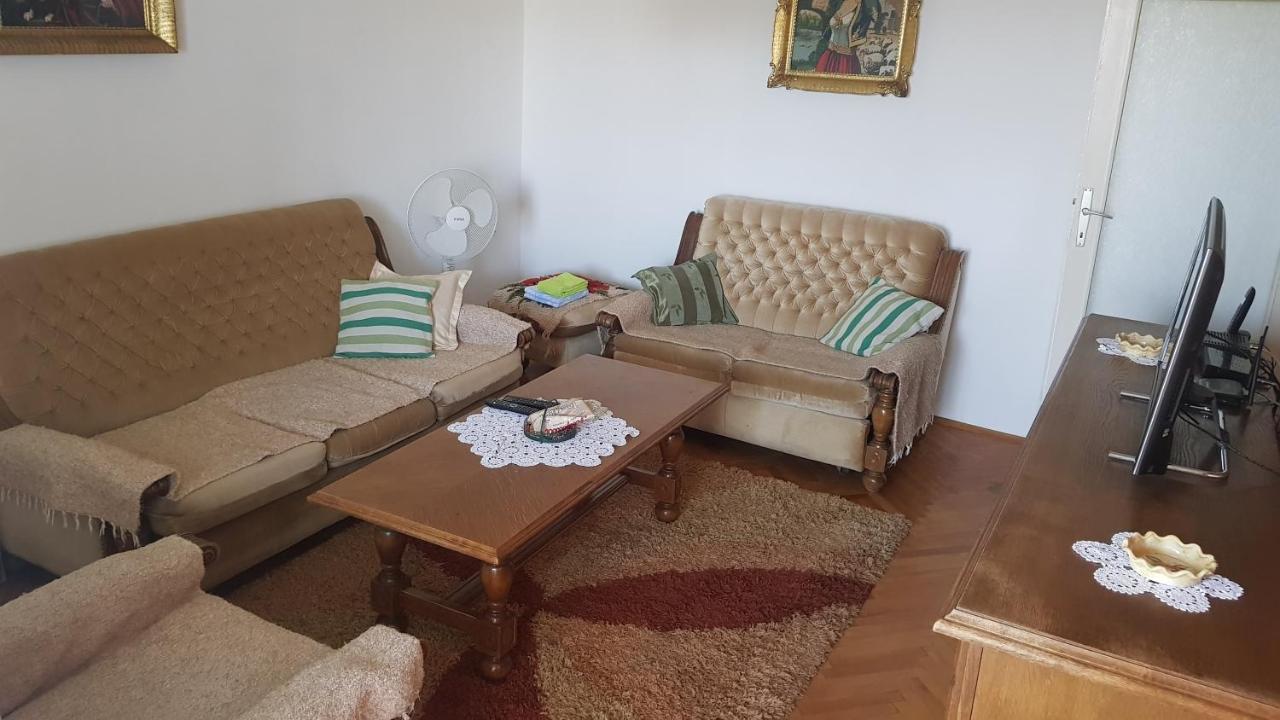 Baston Rent Apartment Подгорица Екстериор снимка